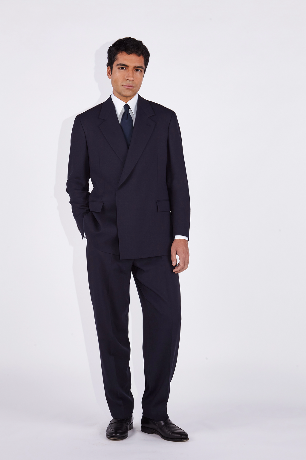 Ofili Navy Crepe Concealed Button Suit