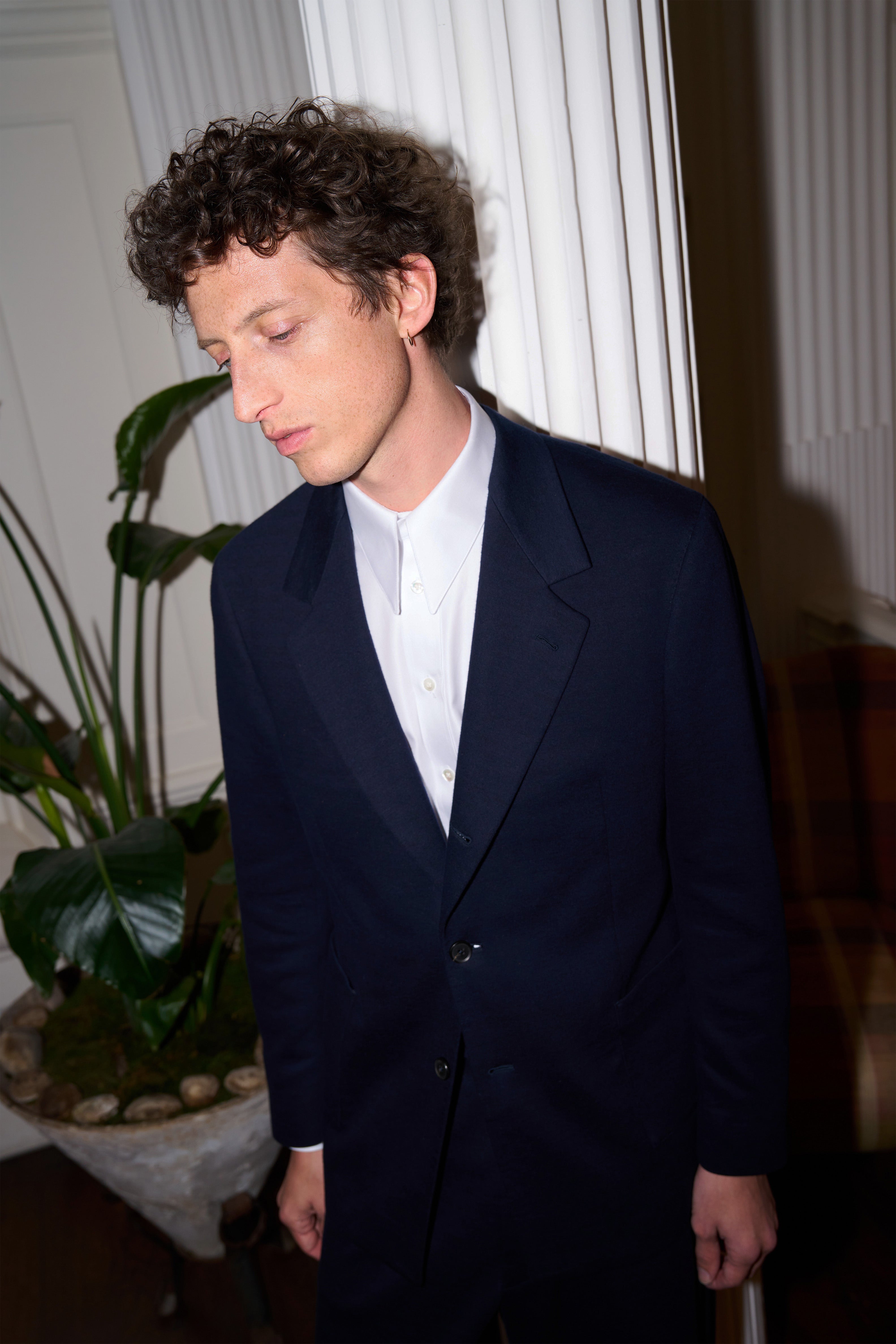 Model wears Casely-Hayford Gordeno Pointed Collar Shirt