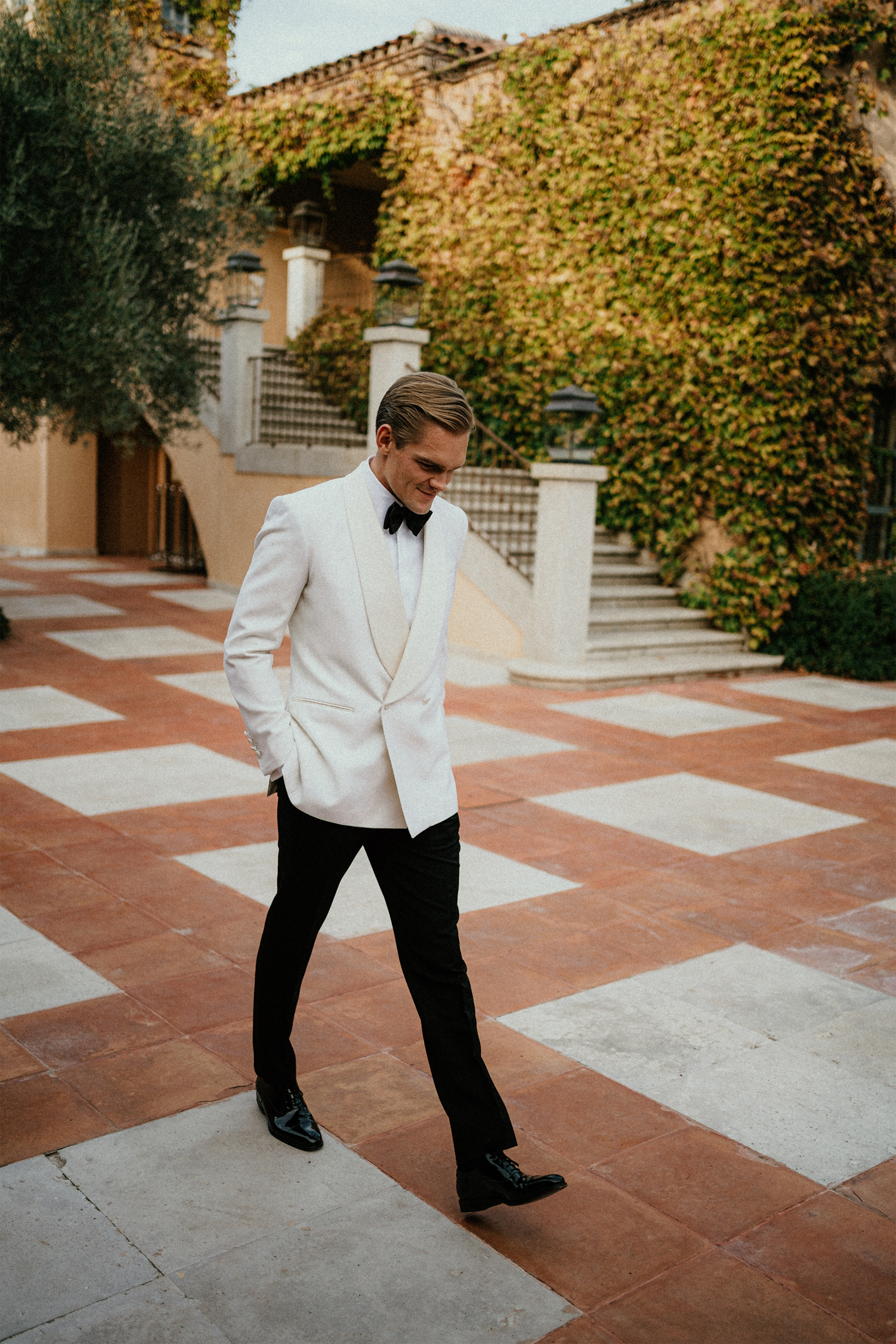 Groom wears bespoke Casely-Hayford Sampha suit, Jackson Shirt and Basalto trousers. 